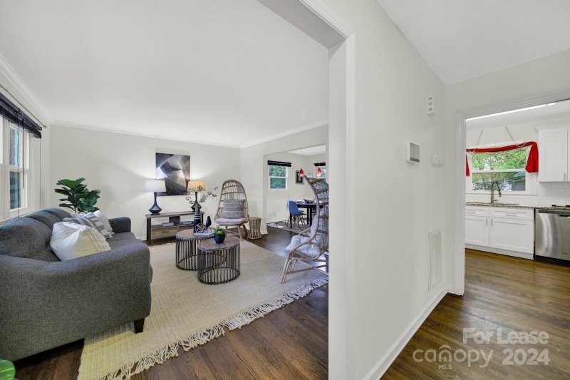 Property image 5 at 2912 Dunaire Drive, Charlotte, NC 28205