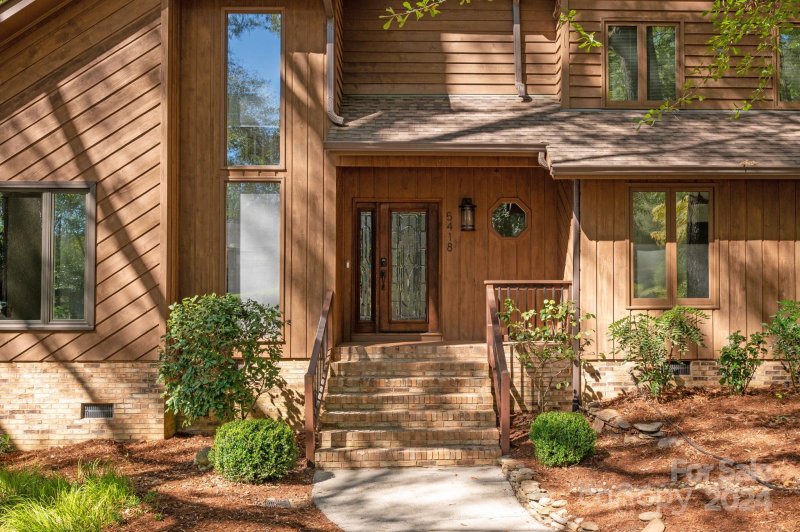 Property image 2 at 5418 Eastwych Court, Charlotte, NC 28226
