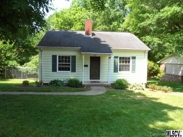 Property image 2 at 713 8th Street Drive, Hickory, NC 28601