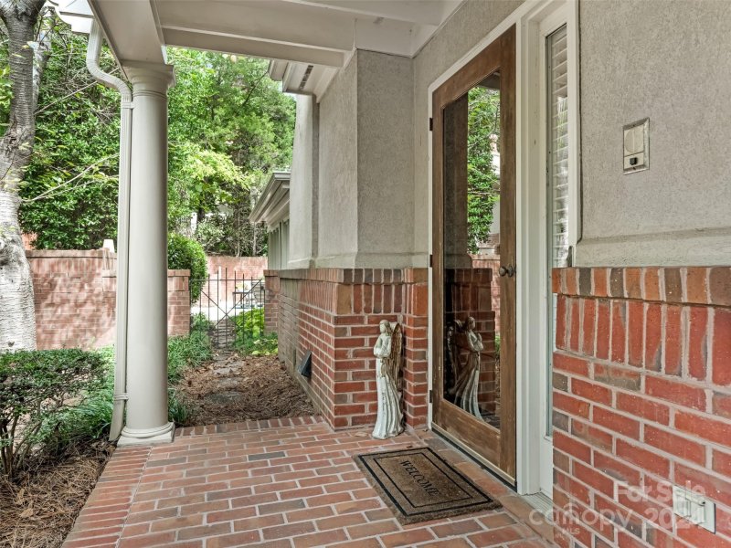 Property image 3 at 6525 Gaywind Drive, Charlotte, NC 28226