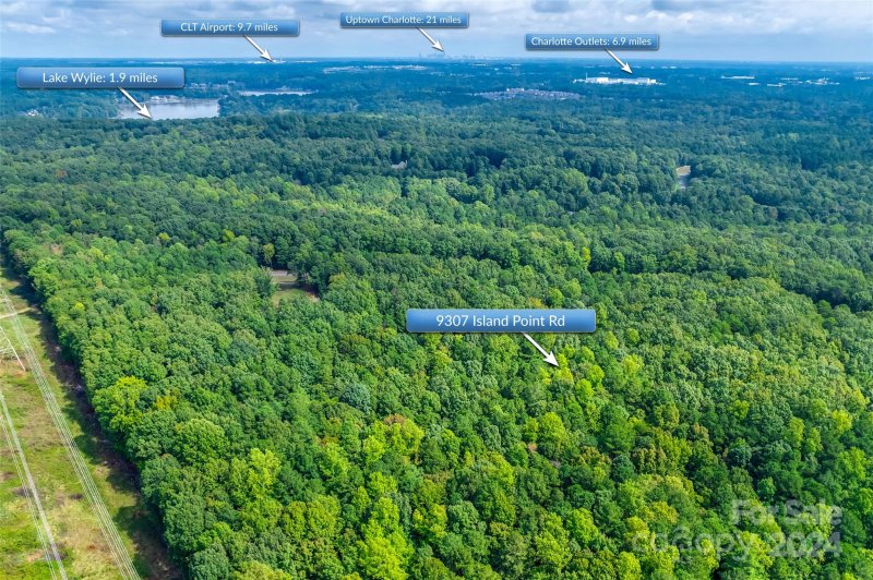 Property image 2 at 9307 Island Point Road, Charlotte, NC 28278