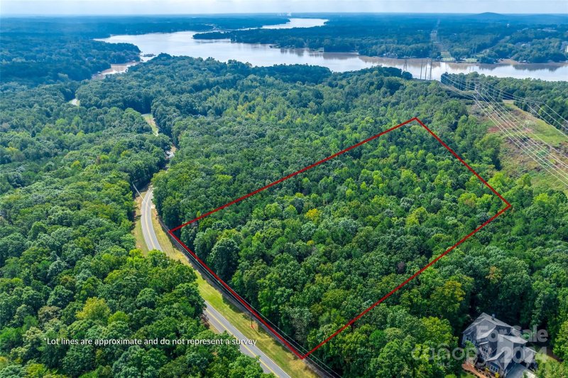 Property image 3 at 9307 Island Point Road, Charlotte, NC 28278