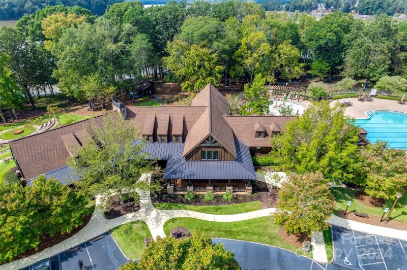 Property image 4 at 9307 Island Point Road, Charlotte, NC 28278