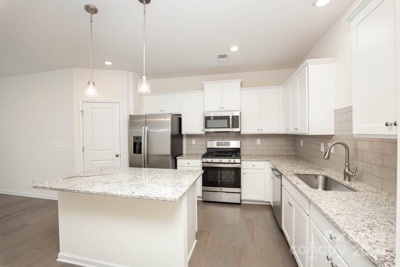 Property image 4 at 235 Harpers Run Lane, Matthews, NC 28104