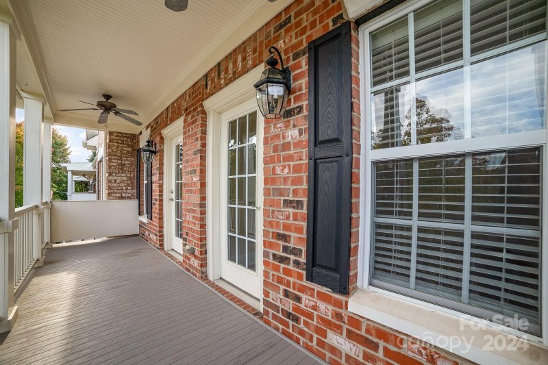 Property image 4 at 421 Ohenry Avenue, Davidson, NC 28036