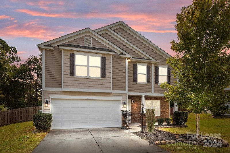 Property image 2 at 13800 Allison Forest Trail, Charlotte, NC 28278