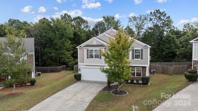 Property image 4 at 13800 Allison Forest Trail, Charlotte, NC 28278