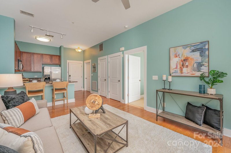 Property image 4 at 3275 Noda Boulevard, Charlotte, NC 28205