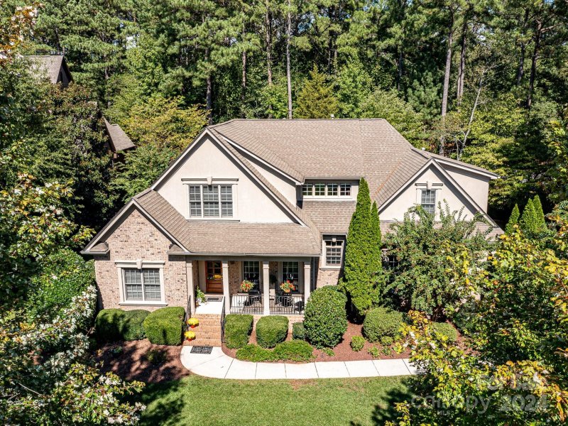 Property image 2 at 7713 Bermuda Hills Lane, Denver, NC 28037