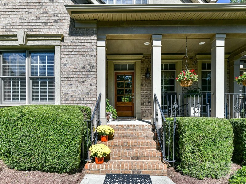 Property image 4 at 7713 Bermuda Hills Lane, Denver, NC 28037