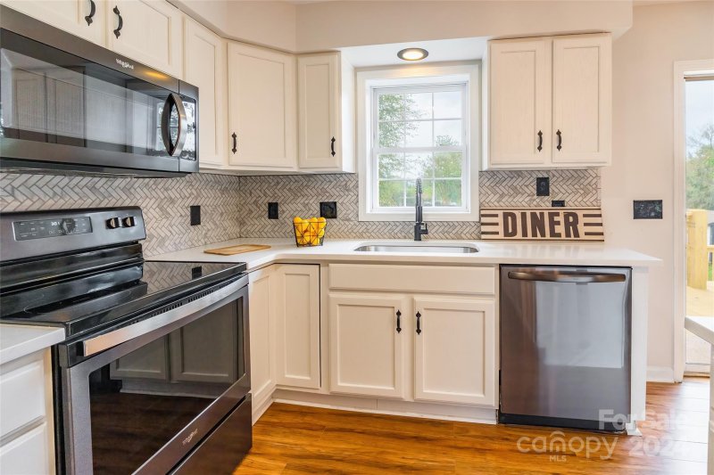 Property image 4 at 340 Old Hardin Road, Dallas, NC 28034