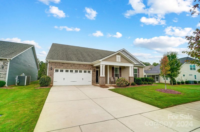 Property image 2 at 731 Wood Lily Drive, Belmont, NC 28012