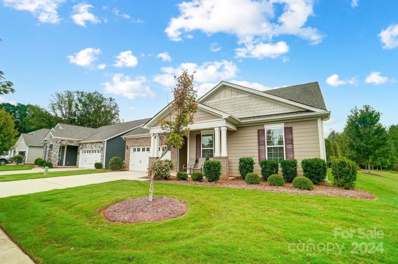 Property image 3 at 731 Wood Lily Drive, Belmont, NC 28012