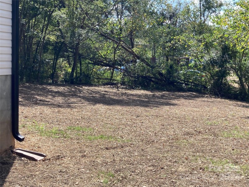 Property image 4 at 1609 Hunsinger Avenue, Gastonia, NC 28052