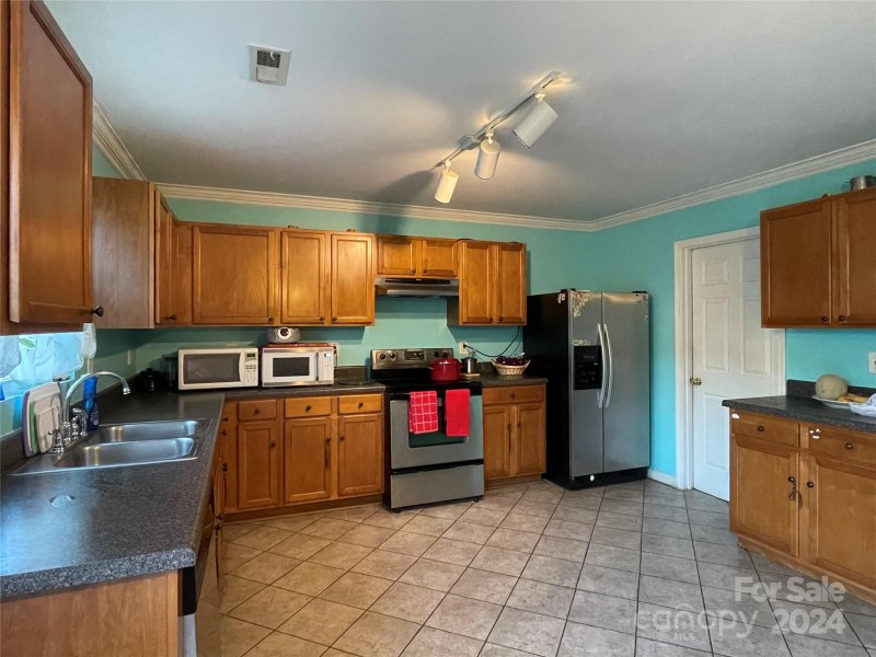 Property image 4 at 9600 John Russell Road, Charlotte, NC 28215