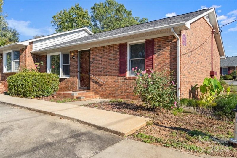 Property image 3 at 1140 Mckinnon Drive, Rock Hill, SC 29732