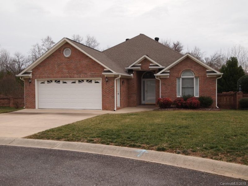 520 Scarboro Lane