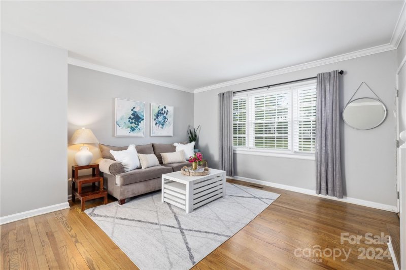 Property image 3 at 223 Wakefield Drive, Charlotte, NC 28209