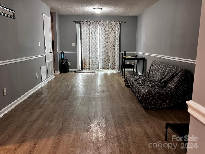 Property image 3 at 6117 Bent Tree Court, Charlotte, NC 28212