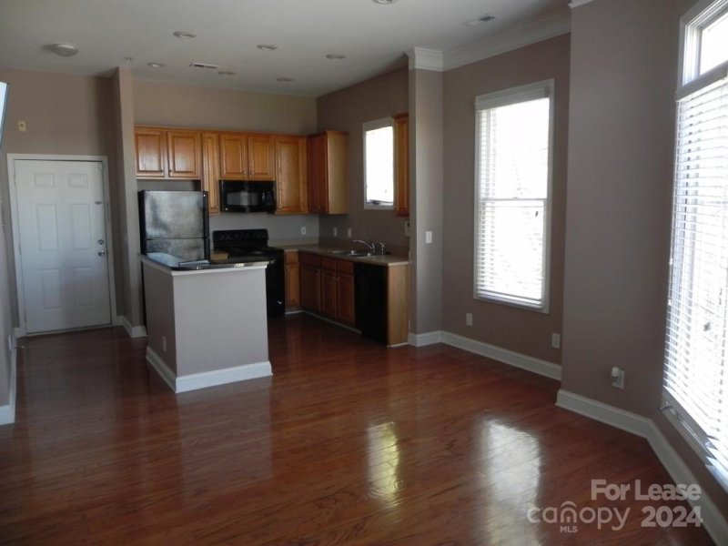 Property image 2 at 794 N Davidson Street, Charlotte, NC 28202