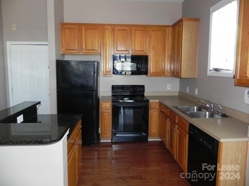 Property image 3 at 794 N Davidson Street, Charlotte, NC 28202