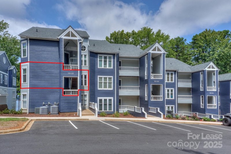 Property image 2 at 320 Northwest Drive, Davidson, NC 28036