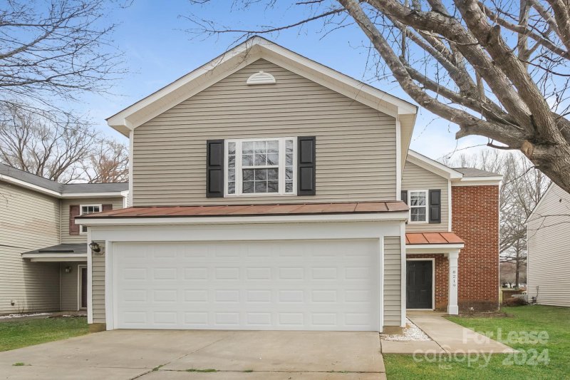 8219 Wallace Glen Drive