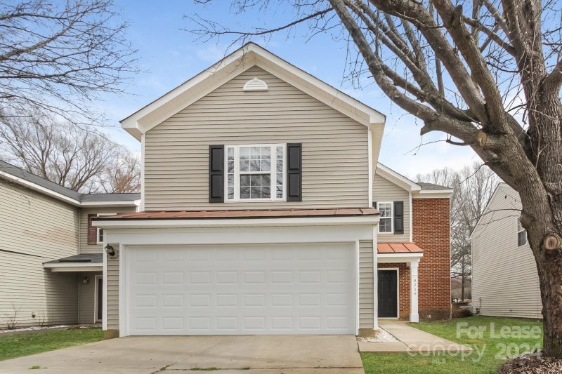 Property image 5 at 8219 Wallace Glen Drive, Charlotte, NC 28212