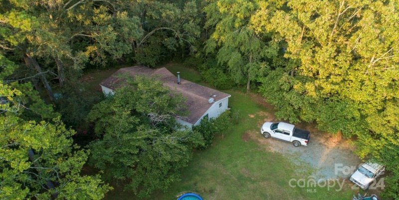 Property image 3 of 9226 Maggie Robinson Road in Triple C Mini Ranches, Waxhaw, NC 28173