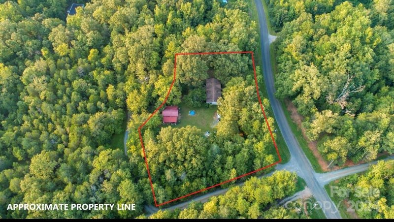 Property image 5 of 9226 Maggie Robinson Road in Triple C Mini Ranches, Waxhaw, NC 28173