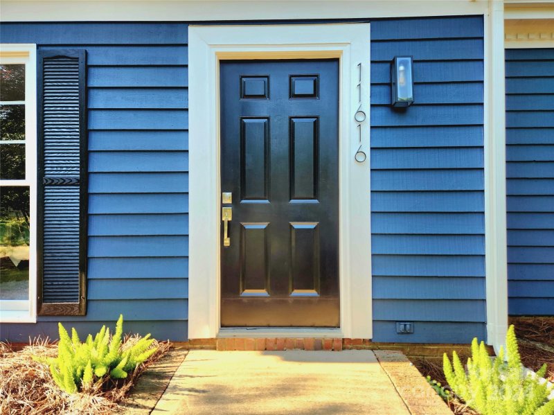 Property image 2 at 11616 Charnwood Court, Charlotte, NC 28277