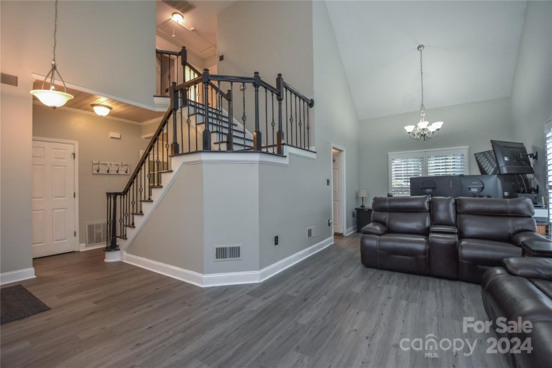 Property image 3 at 135 Southhaven Drive, Mooresville, NC 28117