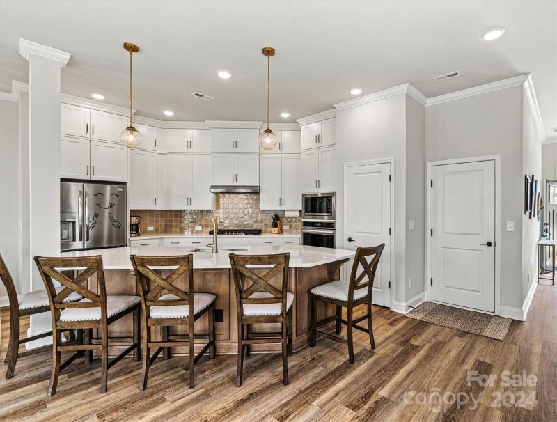 Property image 3 at 9038 Charles Francis Lane, Cornelius, NC 28031