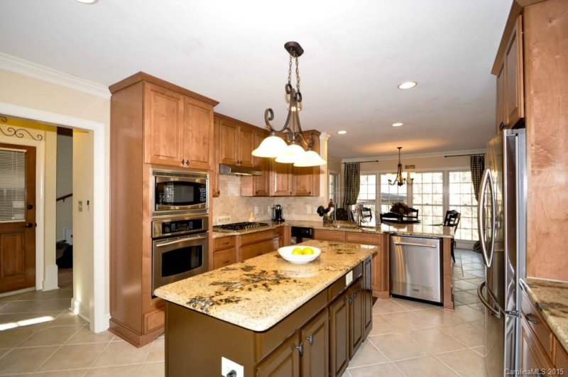Property image 3 at 7109 Cobblecreek Drive, Matthews, NC 28104