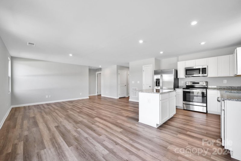 Property image 4 at 189 Crownpiece Street, Troutman, NC 28166