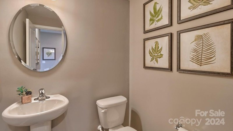 Property image 3 at 3731 Charles Street, Conover, NC 28613