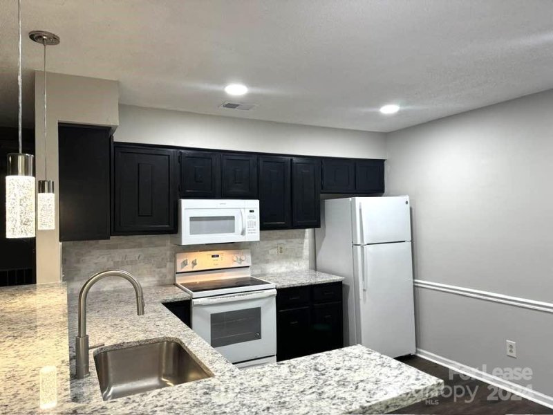 Property image 2 at 7401 Michael Drive, Charlotte, NC 28215