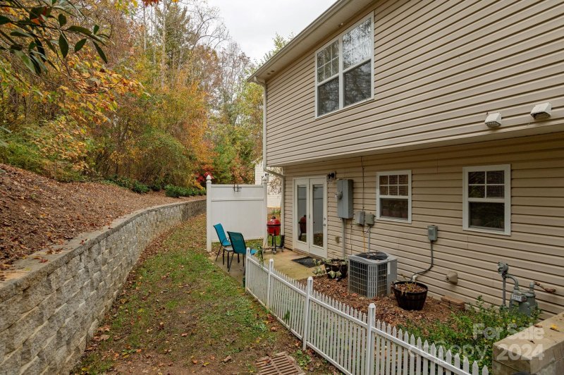 Property image 3 at 167 Thea Lane, Fletcher, NC 28732