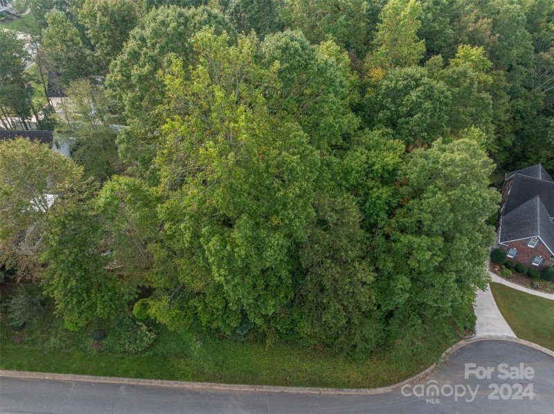 Property image 4 at 905 Tiffany Lane, Lowell, NC 29098