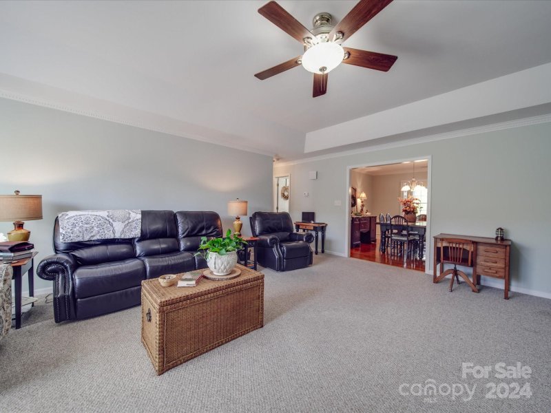 Property image 4 at 564 Royalty Court, Gastonia, NC 28054