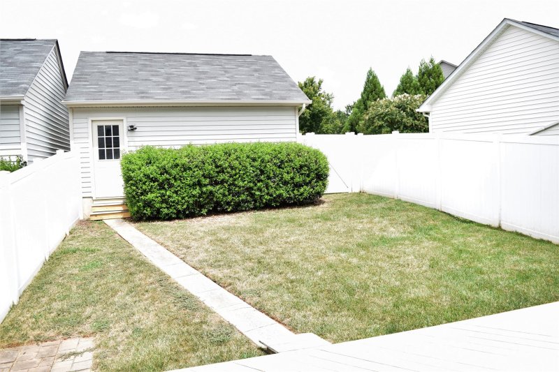 Property image 2 at 8220 Bridgegate Drive, Huntersville, NC 28078