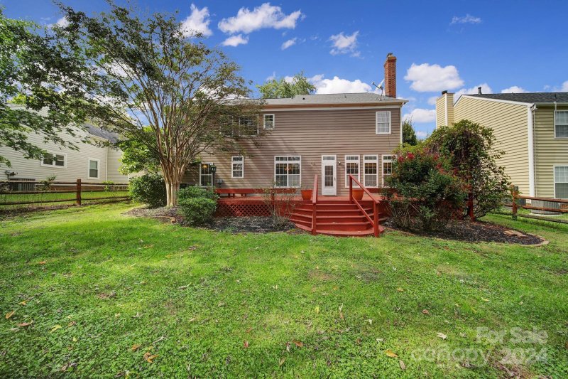 Property image 5 at 6902 Neuhoff Lane, Charlotte, NC 28269