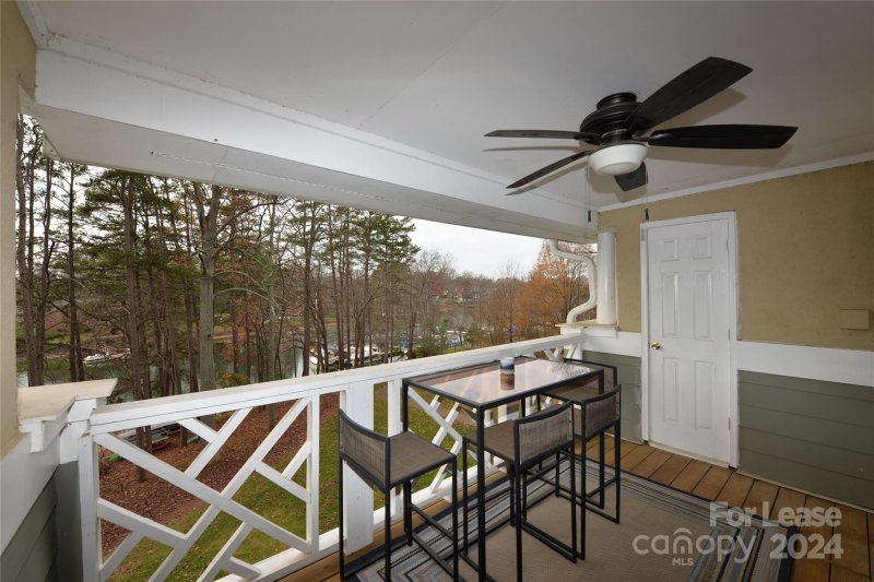 Property image 2 at 20123 Henderson Road, Cornelius, NC 28031