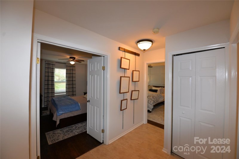 Property image 4 at 20123 Henderson Road, Cornelius, NC 28031