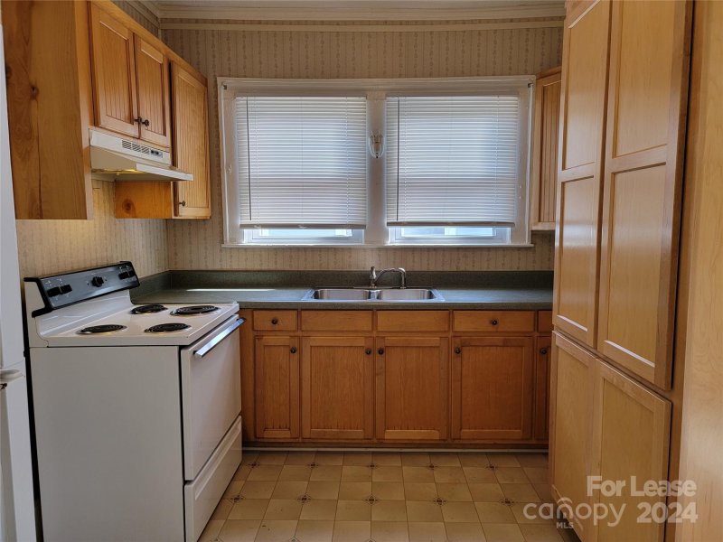 Property image 3 at 213 New Hope Road, Gastonia, NC 28054