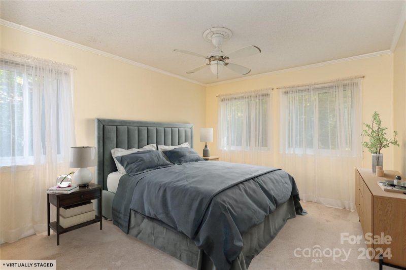 Property image 4 at 27 Lake Drive, Laurel Park, NC 28739