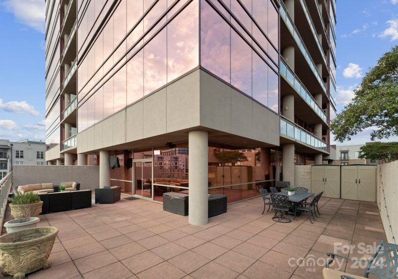 Property image 2 at 315 Arlington Avenue, Charlotte, NC 28203