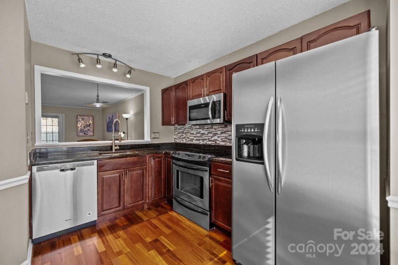 Property image 4 at 8249 Tradd Court, Charlotte, NC 28210