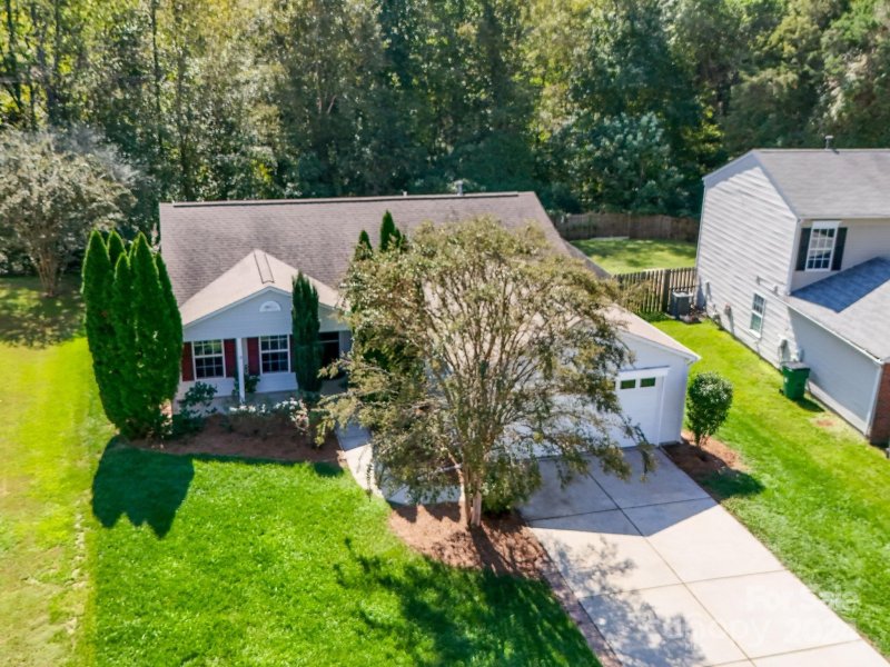 Property image 3 at 15732 Circlegreen Drive, Charlotte, NC 28273