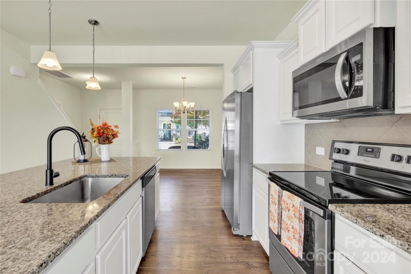 Property image 4 at 104 Blackstone Court, Statesville, NC 28677